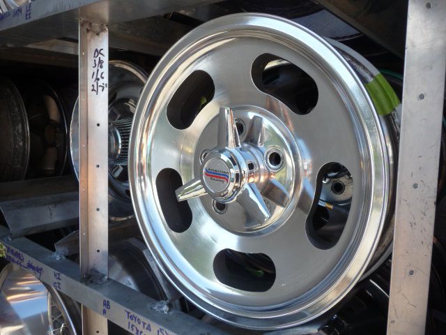 15 X 4 1/2 Narrow slot slotted Ansen US Indy ET wheel