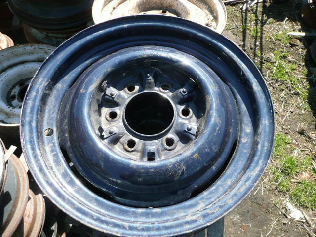 16 X 4.5 Chevy Chevrolet GMC vintage truck wheels with clips