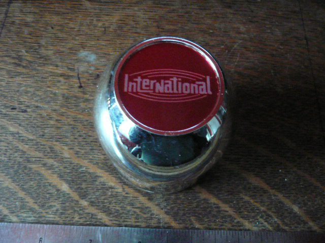 International 2.5 inch center caps 4 lug